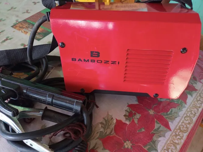Máquina de solda elétrica