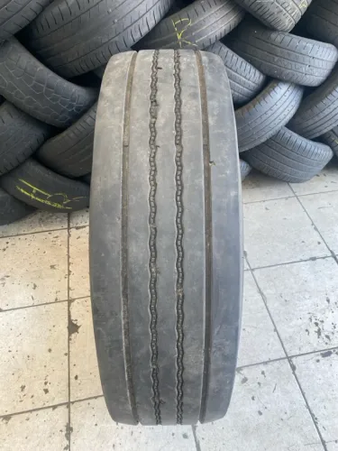 295/80-22.5. Meia vida