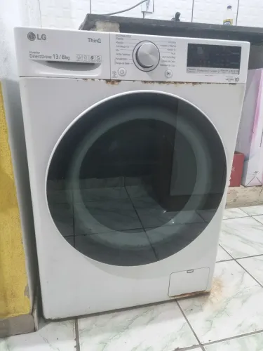 Lava e seca LG 13/8 kg