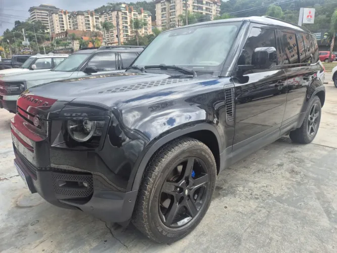 Land Rover Defender 110 2.0 Turbo SE SI4 AUT 2021