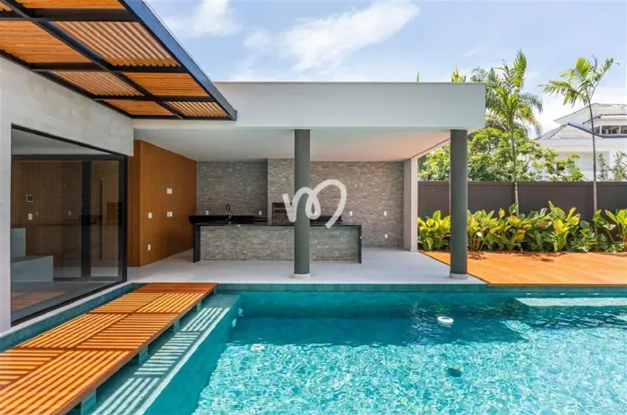 Casa de Condomínio à venda com 842,00m² e 5 quartos em BARRA DA TIJUCA, RIO DE JANEIRO - R