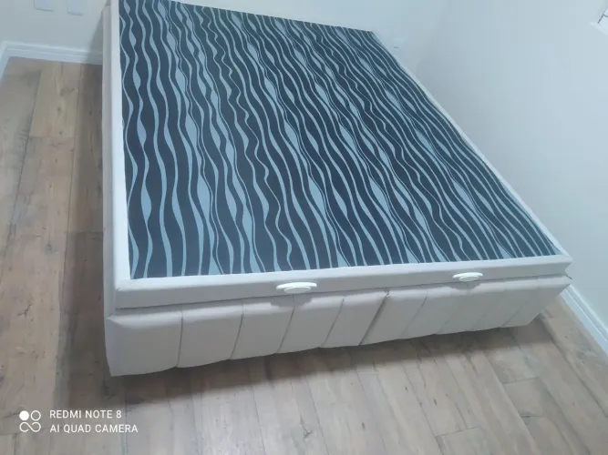 Base box baú