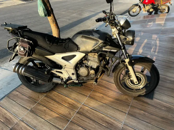 Cbx twister 250 2008