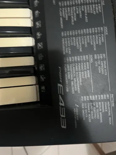 Teclado psr- e433