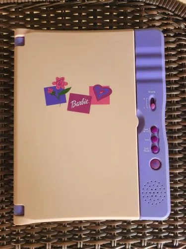 BARBIE - LIVRO INTERATIVO