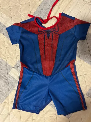 Vendo fantasia Homem Aranha!