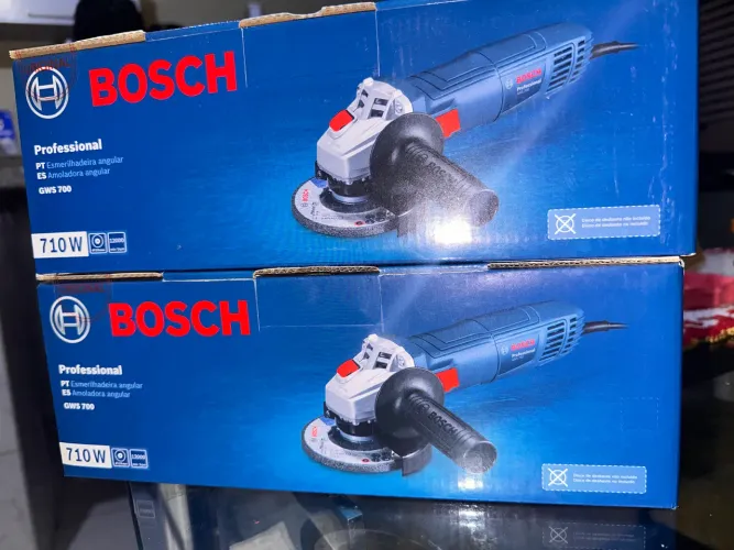 Esmerilhadeira angular Bosch Gws 700 710w Professional Lacrada