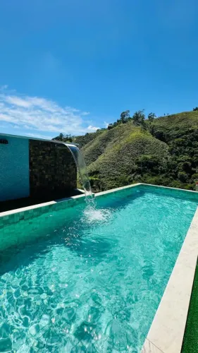Casa espetacular em cond na Cantareira Mairiporã 3 Quartos, Piscina, jacuzzi e quadra