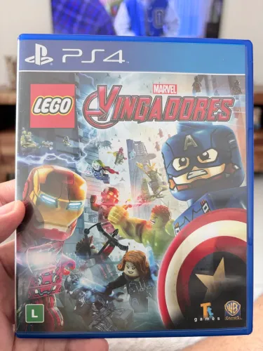 LEGO Vingadores PS4 - Aventura Completa da Marvel, Mídia Física em Excelente Estado!