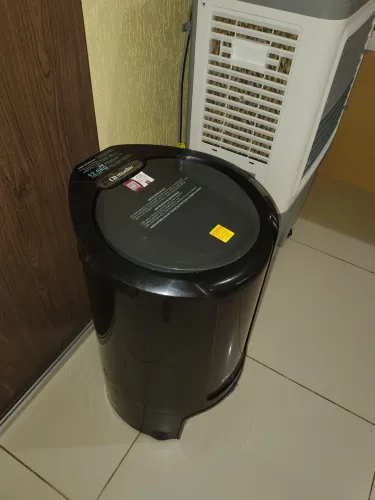 Vendo centrífuga usada poucas vezes, funcionando normalmente
