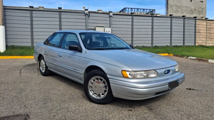 Ford Taurus GL 3.0 V6 1994