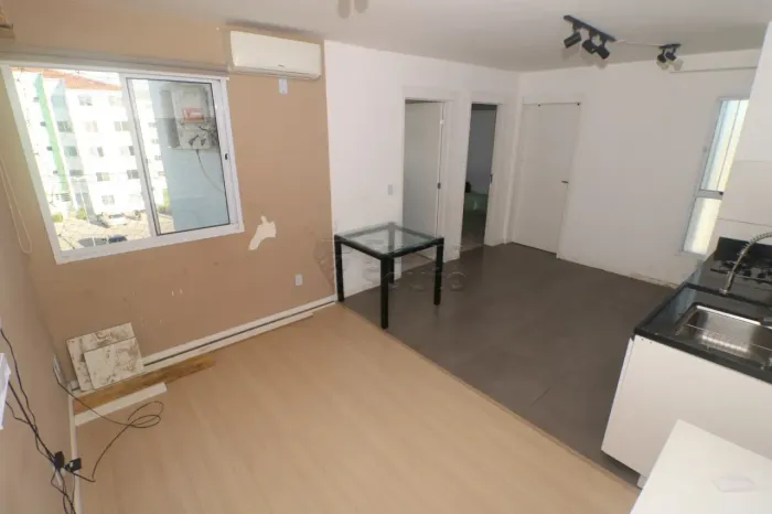 Apartamento Semi-Mobiliado de 2 Dormitórios - Home Club 2