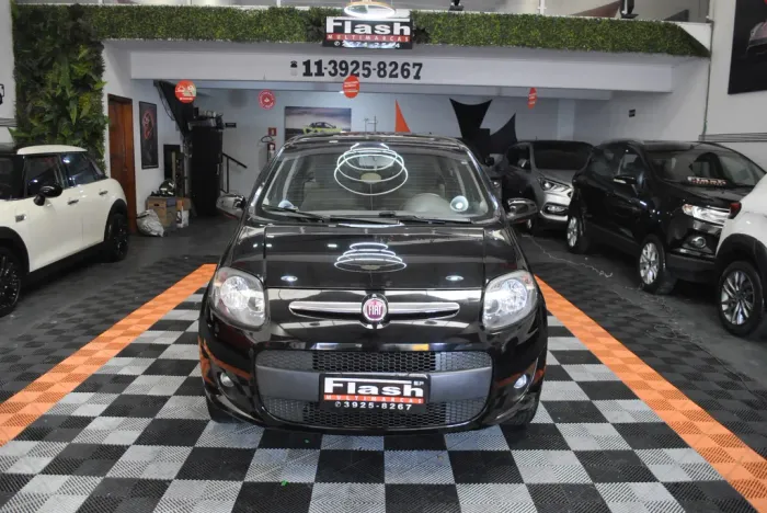Fiat Palio Essence 1.6 Flex 16V 5P 2015