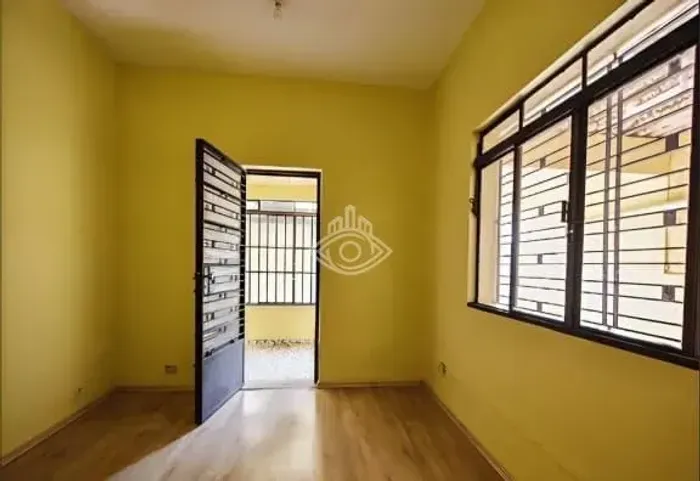 Casa a venda e locação na Rua Sônia Ribeiro, Campo Belo, São Paulo