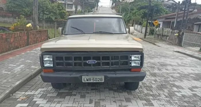 Ford F-1000 Cd/blazer 3.9 Dies. 1986