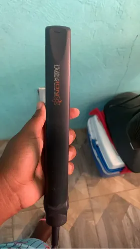 Prancha de cabelo marca Gama