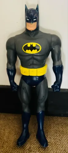 Boneco Batman 43cm articulado Bandeirantes