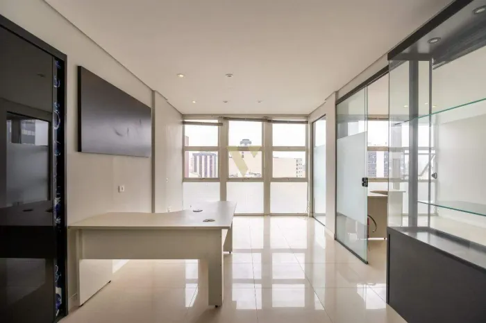 Conjunto Comercial | 57,76 m² | 13º Andar | Edifício Banrisul