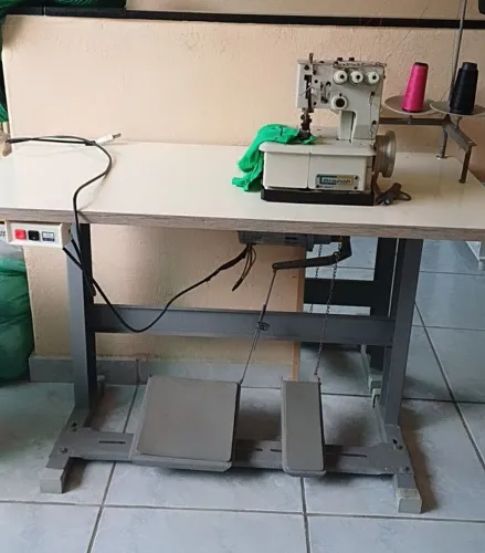 Vendo galoneira seminova