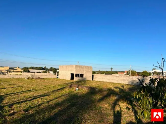 Terreno com 1.400 m² à venda no Condomínio Veleiros do Piracicaba