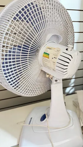 Ventilador branco