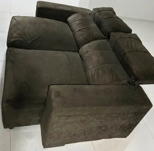 Sofá retrátil R$ 800,00