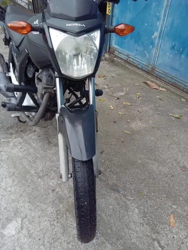 Moto CG Start Flex On ,150 cilindradas,. 2° dono , documento em dia.