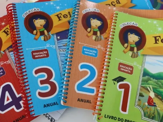 Livros didáticos