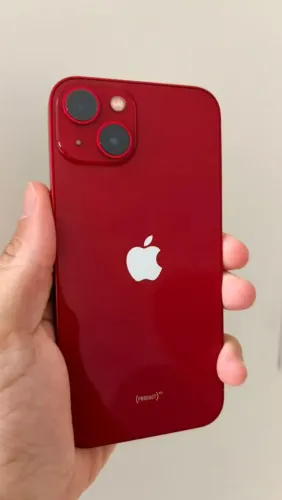 IPhone 13 vermelho - 128gb