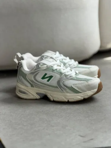 Tênis Esportivo Feminino New Balance 530 Branco/Verde - 02 opção de Cadarço