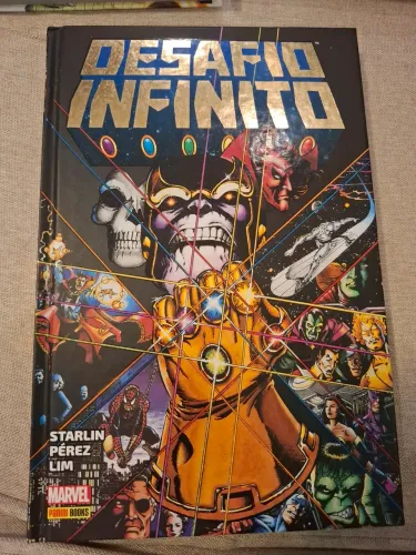Lote HQs Marvel & DC Capa Dura - Desafio Infinito, Piada Mortal e mais