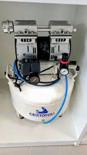 Compressor odontológico