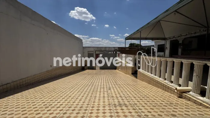 Casa em condomínio em Arniqueiras