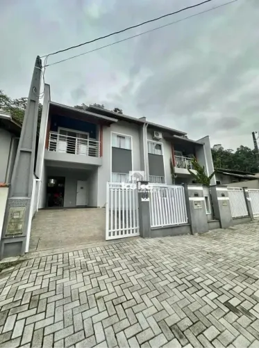 SOBRADO GEMINADO P/ LOCAÇÃO