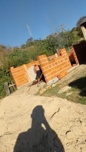 Vendo ou troco terre com casa na cidade de piedade