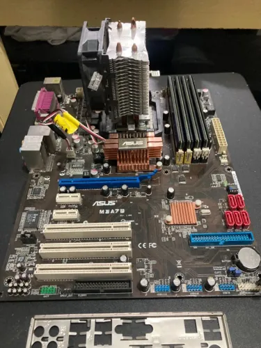 PLACA MÃE ASUS M3A78 + ATHLON + 7GB MEMÓRIA