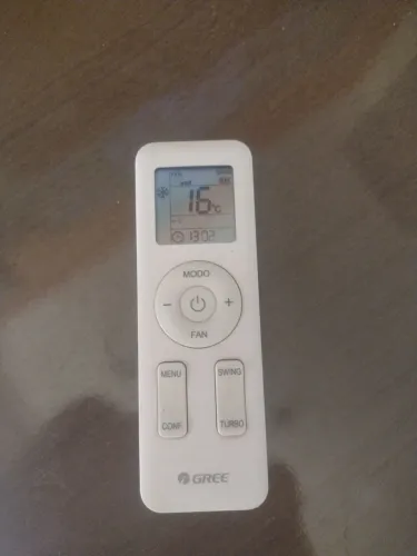 Controle de ar condicionado marca Gree 