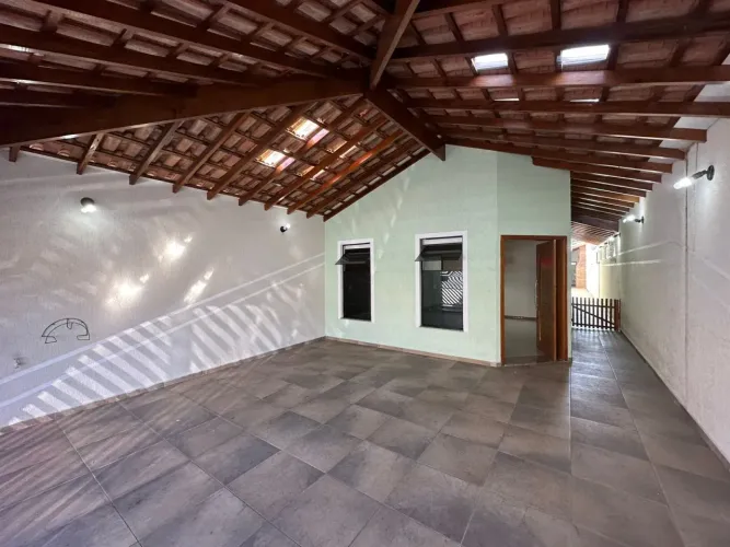 Casa para venda com 120 metros quadrados com 3 quartos em Parque Arco Íris - Taubaté - SP