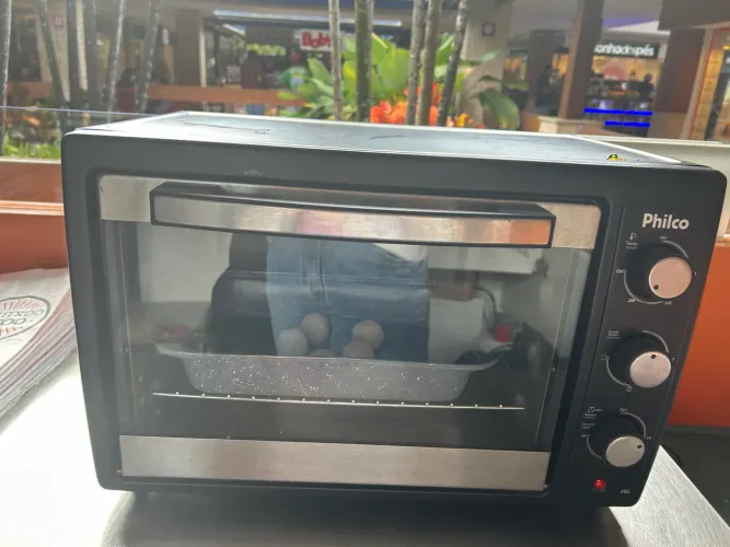 Vendo forninho elétrico