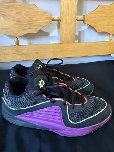 Tênis de Basquete KD
