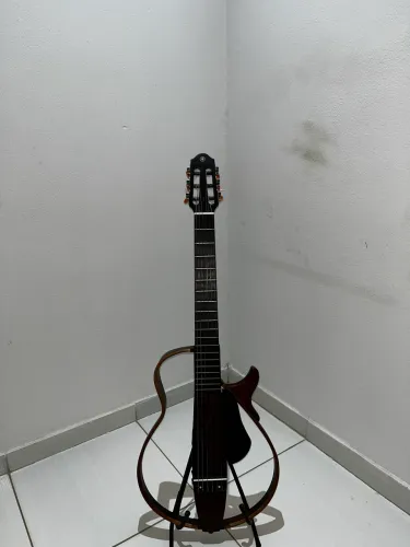 Violão yamaha Silent 200n