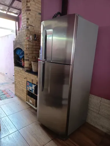 LEIA O ANUNCIO Geladeira Cycle Defrost Electrolux 475l Inox Dc51x