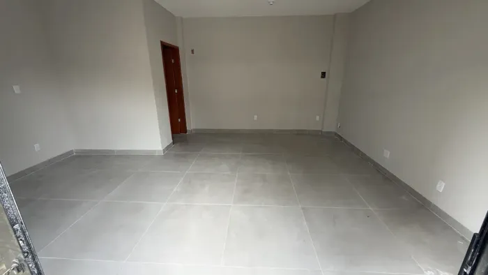 Imóvel para aluguel possui 36 metros quadrados em Voldac - Volta Redonda - RJ