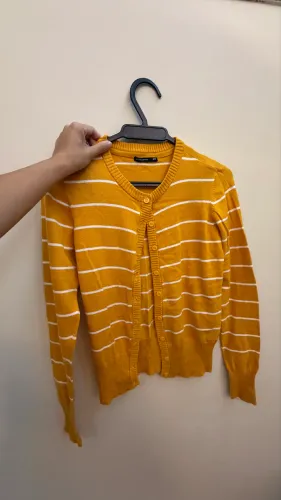 Casaco Hering Amarelo e Branco
