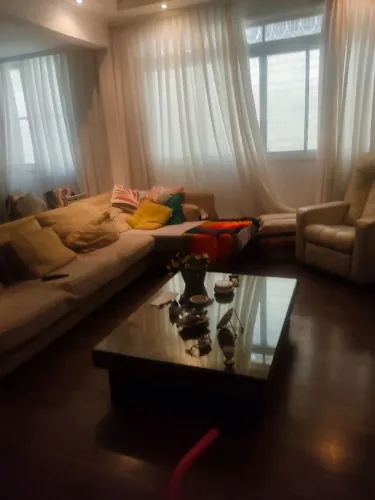 Aluguel de quarto com garagem no coração do Gonzaga