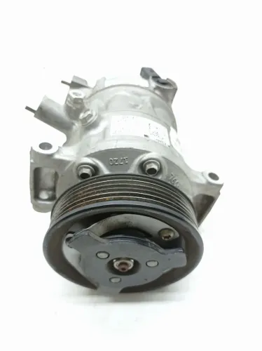 Compressor Ar Condicionado Vw Jetta Tsi 2.0 2016 5k0820803g