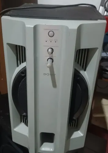 Caixas de som e sub leia a descrição