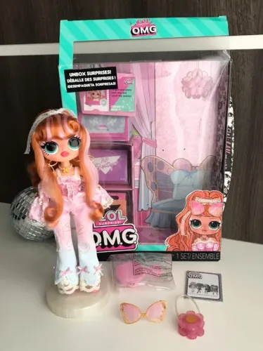Boneca LOL OMG Surprise - Wild Flower - Completa