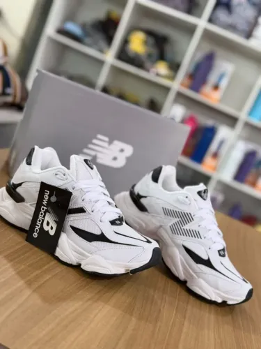 Tênis NEW BALANCE 9060<br>   $ 120,00<br>_Pontuações 34 ao 39_