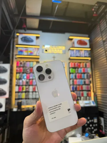 iPhone 16 Pro 256Gb Branco